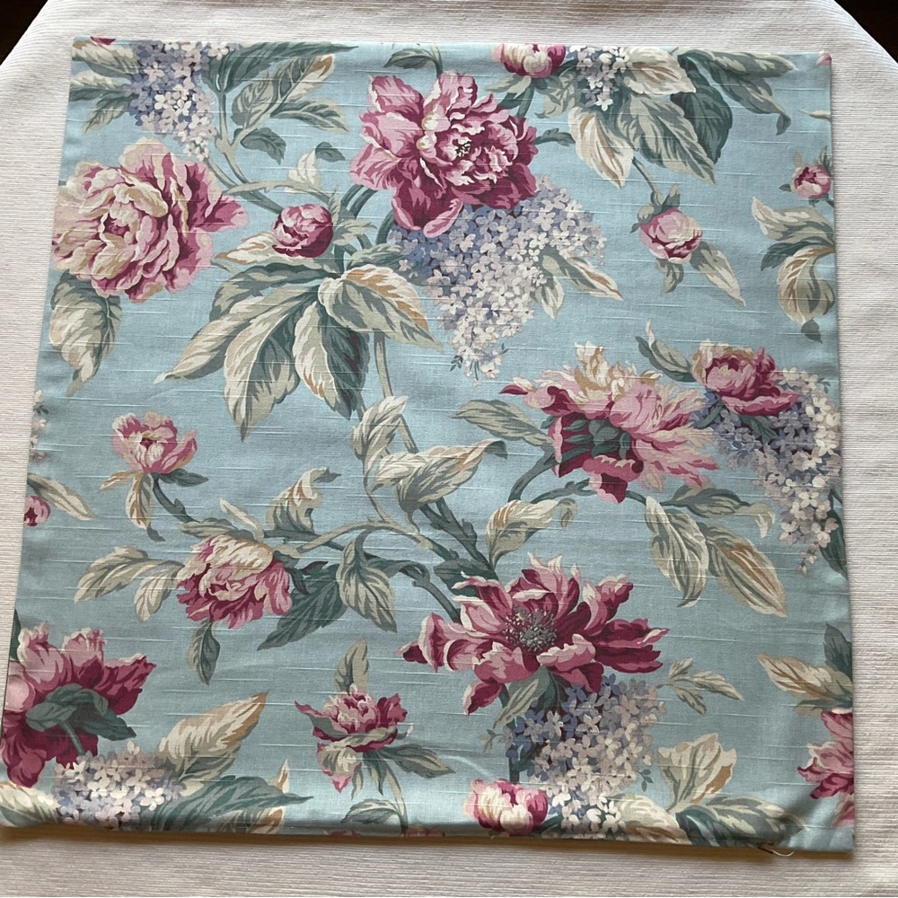 Custom Euro pillow 26” X 26” - Picture 3 of 6